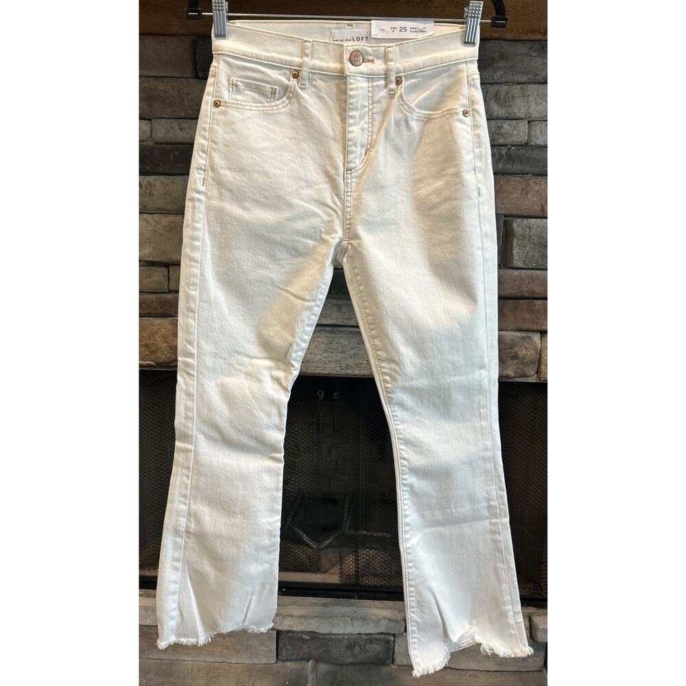 Women’s Ann Taylor LOFT Ivory High Waist Flare Crop Jeans 0 / 25 NWT *D5